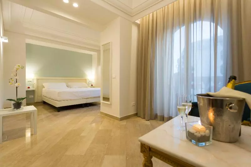 اتاق سوپریور چهار تخته, Hellenia Yachting Hotel & Spa