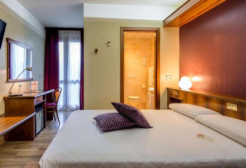 싱글 디럭스 룸, La Villa Sure Hotel Collection By Best Western