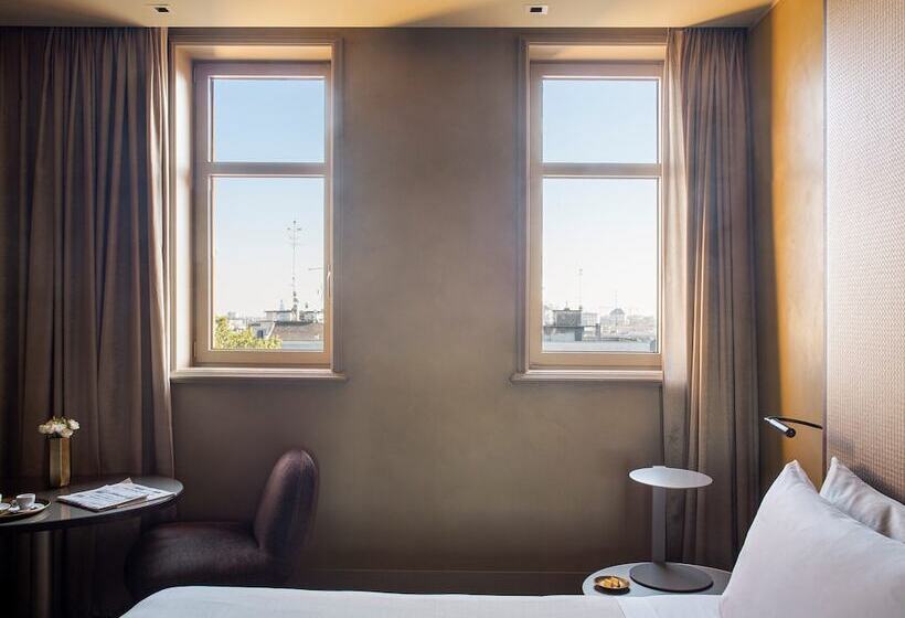 اتاق سوپریور, Me Milan Il Duca