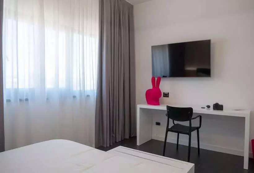 Camera Standard, My Suite