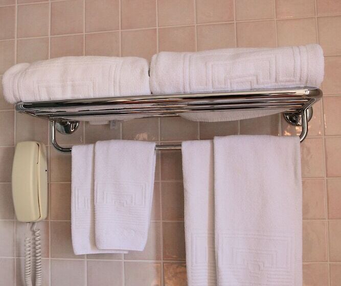 غرفة قياسية ثلاثية, Park Hotel San Michele