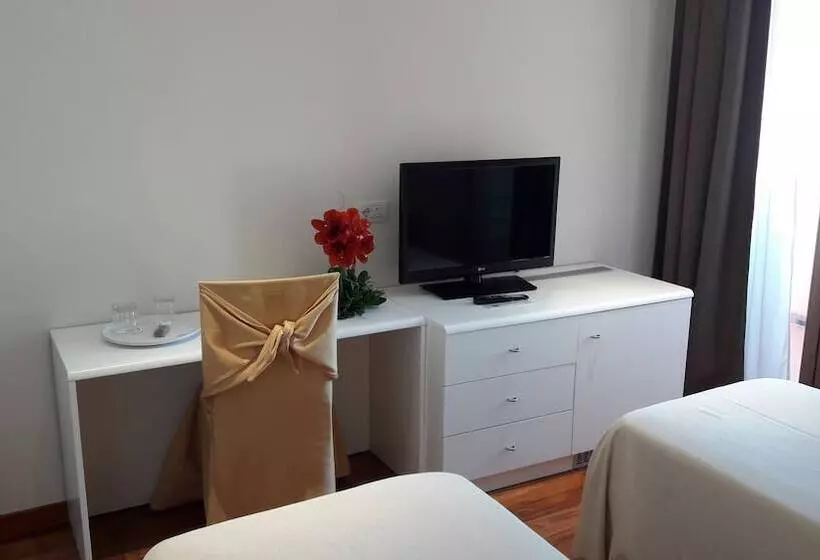 スタンダード4人部屋, Park Hotel San Michele