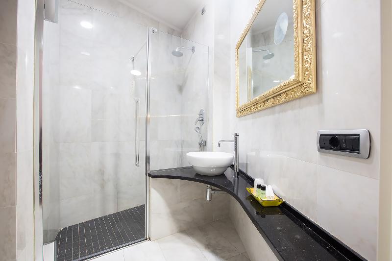 اتاق لوکس, Relais Hotel Centrale Dimora Storica