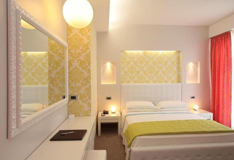 标准单人间, Rivamare