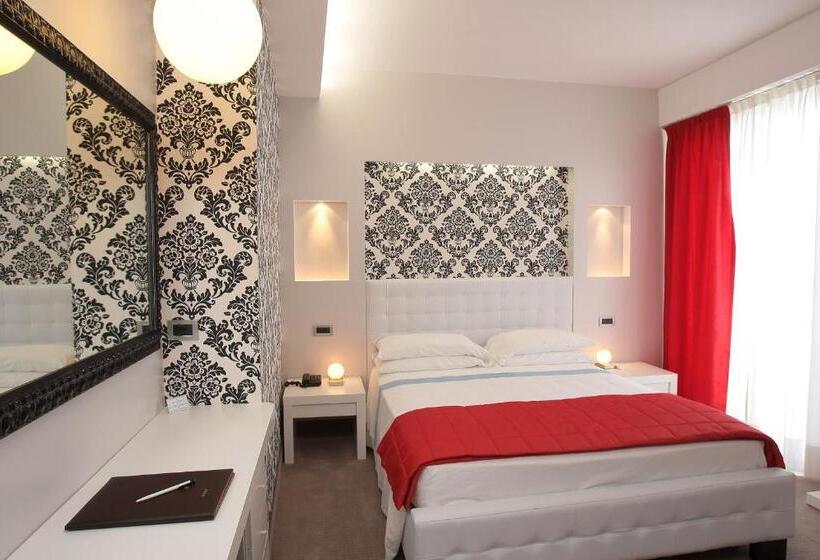 标准单人间, Rivamare