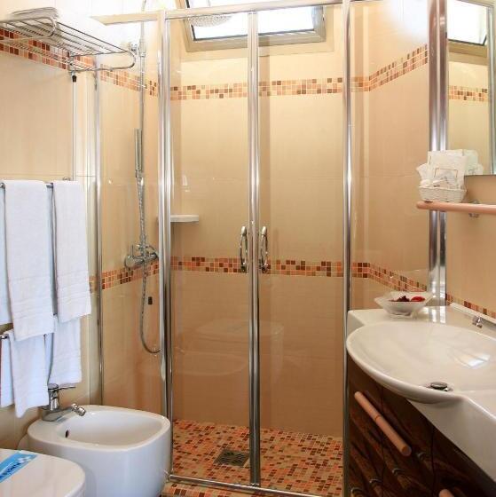 标准三人间, Rivamare