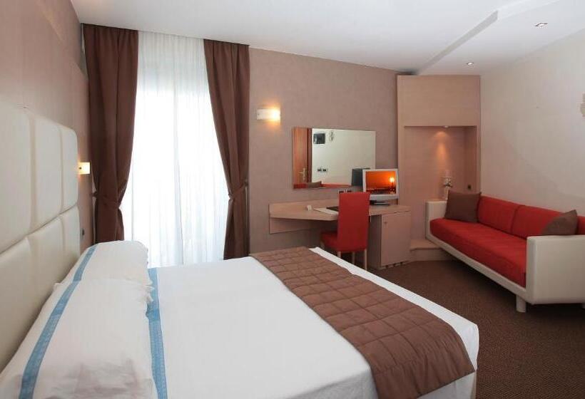 带海景的豪华间, Rivamare