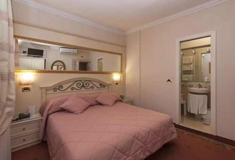 اتاق کلاسیک سه تخته, Riviera Venezia Lido
