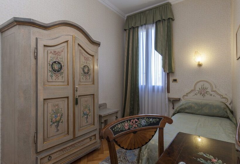 غرفة قياسية فردية, Riviera Venezia Lido