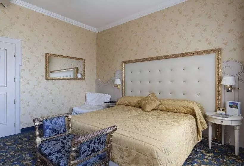 Superior room with lake view, Riviera Venezia Lido