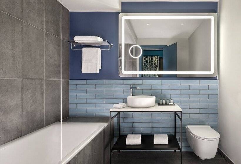 اتاق سوپریور, Sheraton Milan San Siro