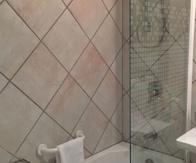 スタンダードルーム, Sierra Silvana