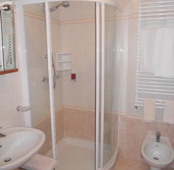 스탠다드 룸 산 전망, Stella Alpina