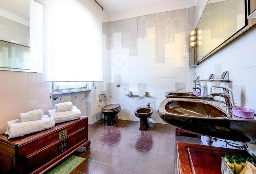 1 Bedroom Apartment Lake View, Tripoli