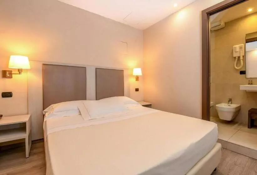 Standard-huone, Tripoli