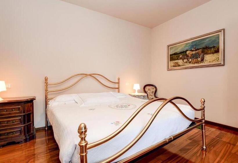 1 Bedroom Apartment Lake View, Tripoli