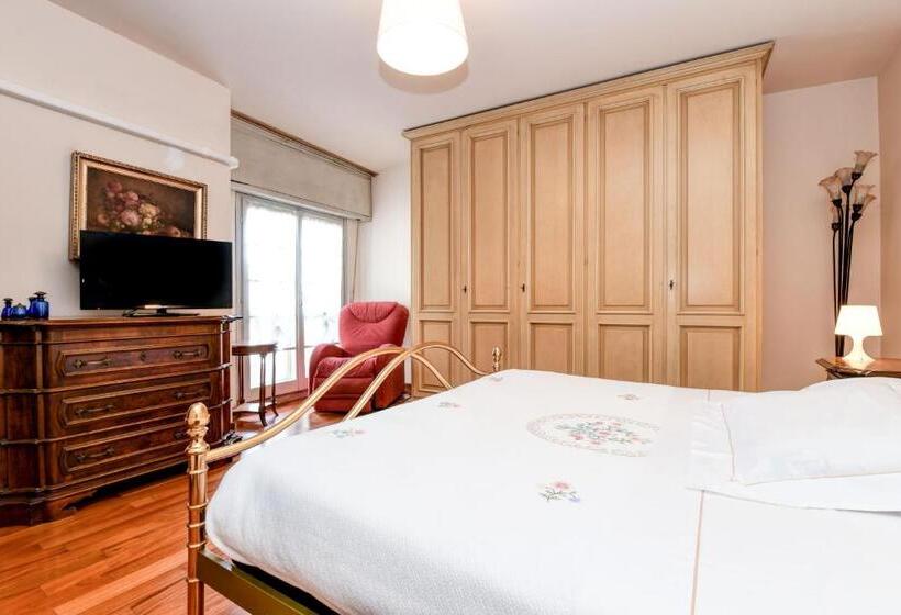 1 Bedroom Apartment Lake View, Tripoli