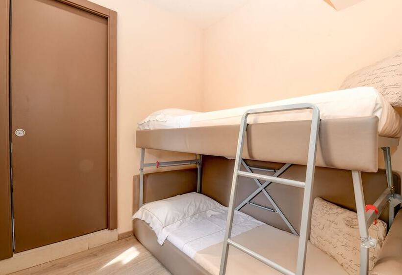 Номер Economy, Tripoli