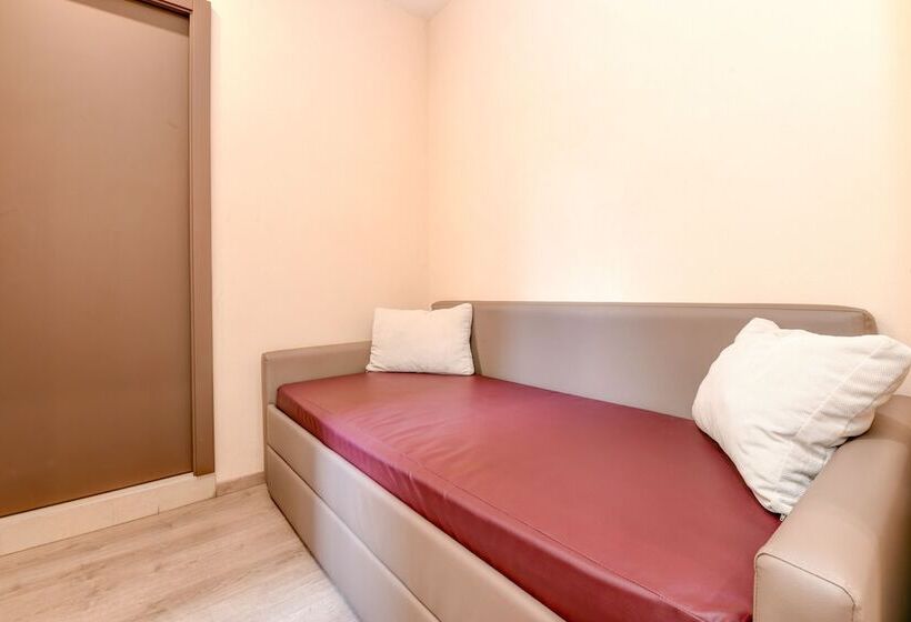 Номер Economy, Tripoli