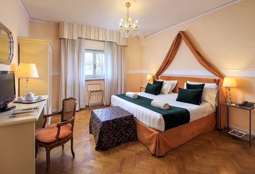 اتاق لوکس, Villa Carlotta