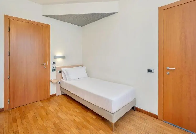 スタンダードシングルルーム, B&b Hotels Park Hotel Mondovi