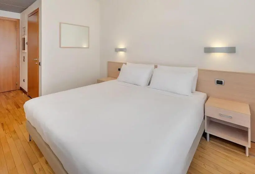 スタンダードルーム, B&b Hotels Park Hotel Mondovi