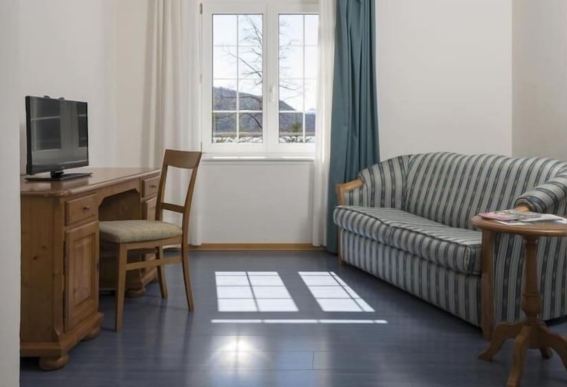 غرفة عائلية, Grand Hotel Molveno