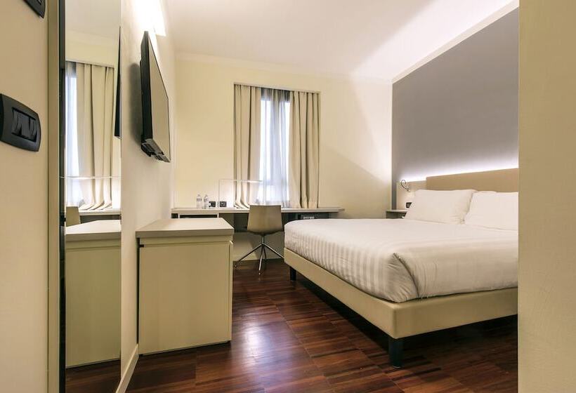 اتاق استاندارد, 43 Station