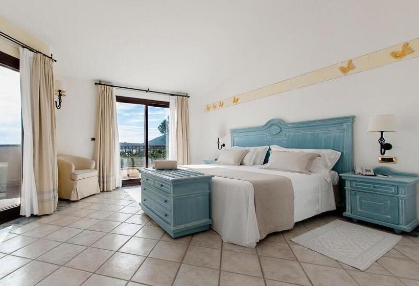 חדר סופריור נוף לבריכה, Abi d'Oru