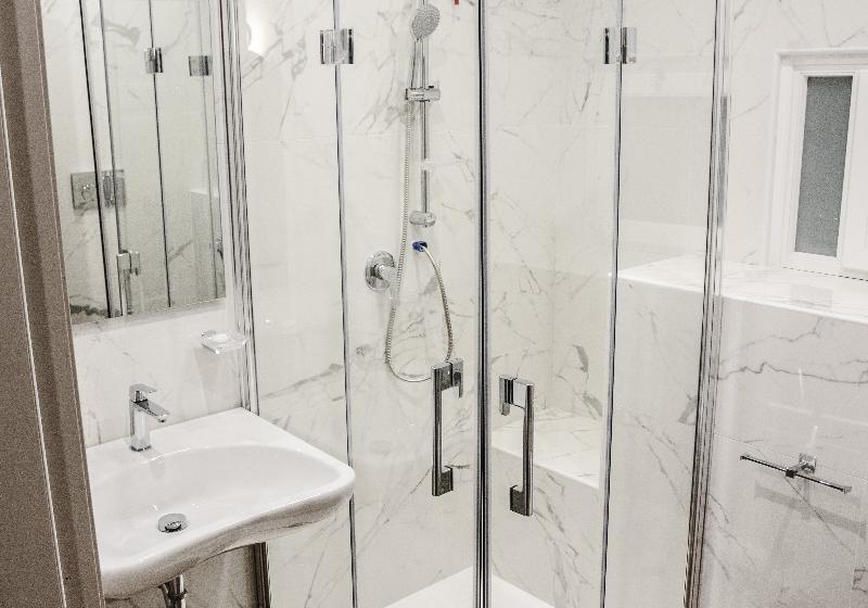 חדר סטנדרט לארבעה, Al Manthia Hotel  Gruppo Trevi Hotels