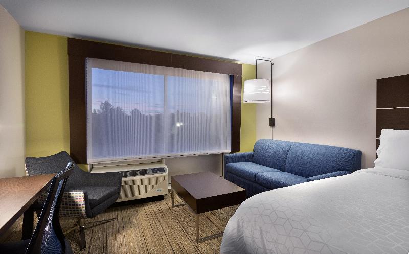 חדר סטנדרט לארבעה, Al Manthia Hotel  Gruppo Trevi Hotels