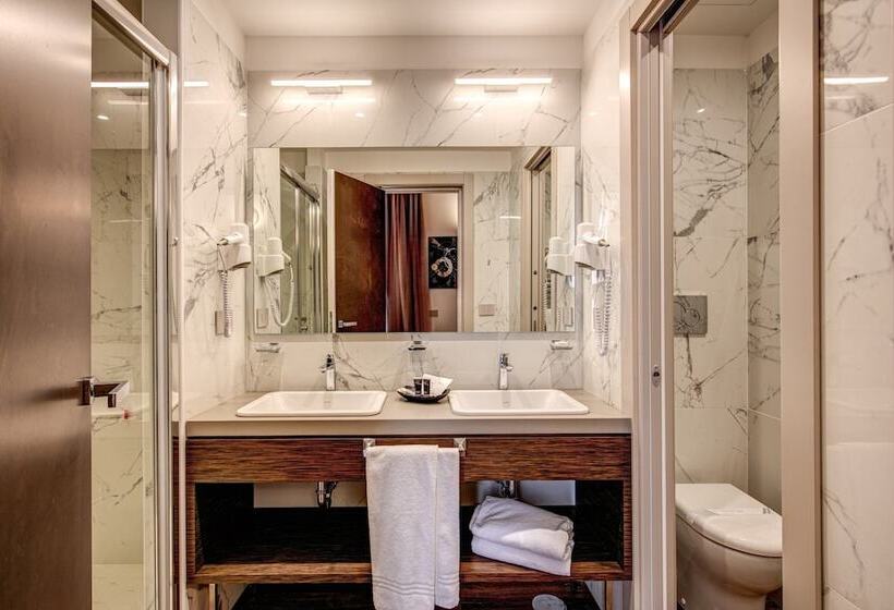 סוויטת ג'וניור, Al Manthia Hotel  Gruppo Trevi Hotels