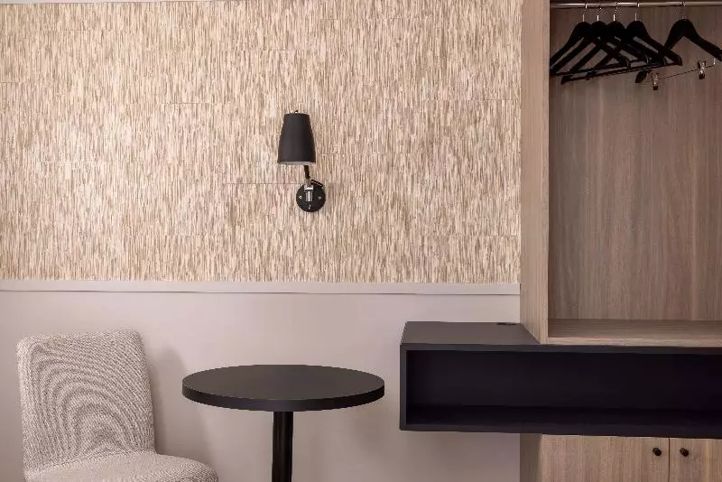 اتاق استاندارد, Ariston