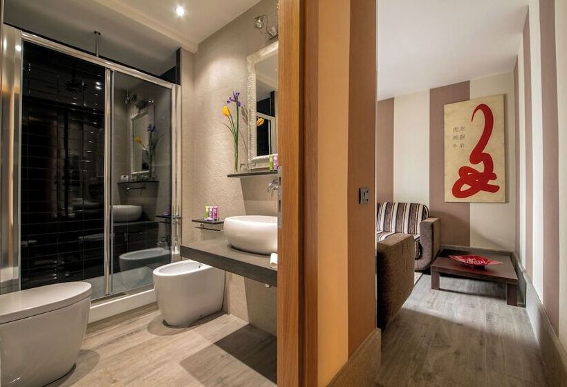 חדר אקזקיוטיב, Ariston