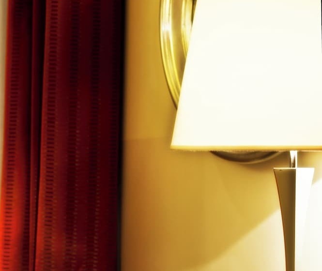 חדר סטנדרט יחיד, Ariston