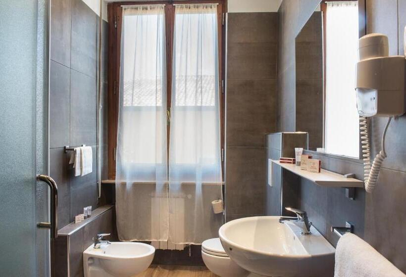Номер Стандарт Трехместный, Ariston & Spa