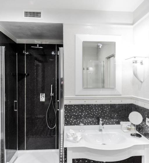 جناح جونيور, Best Western Premier Milano Palace