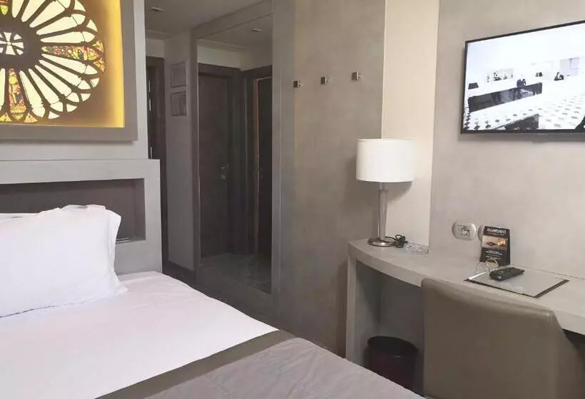 اتاق کلاسیک یک تخته, Best Western Premier Milano Palace