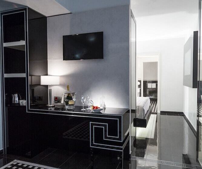 جناح جونيور, Best Western Premier Milano Palace
