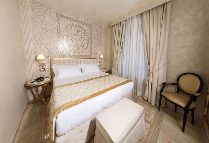 جناح جونيور, Best Western Premier Milano Palace