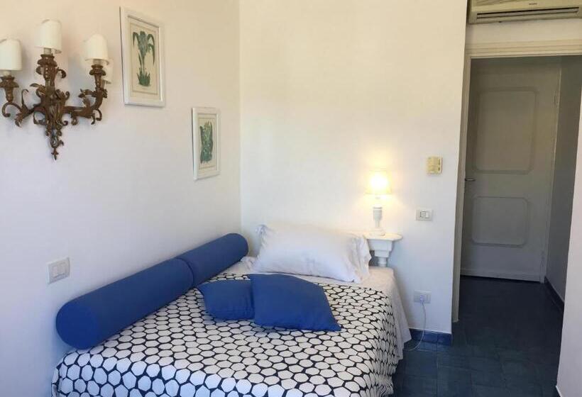 חדר סטנדרטי יחיד עם נוף לים, Chiaia Di Luna