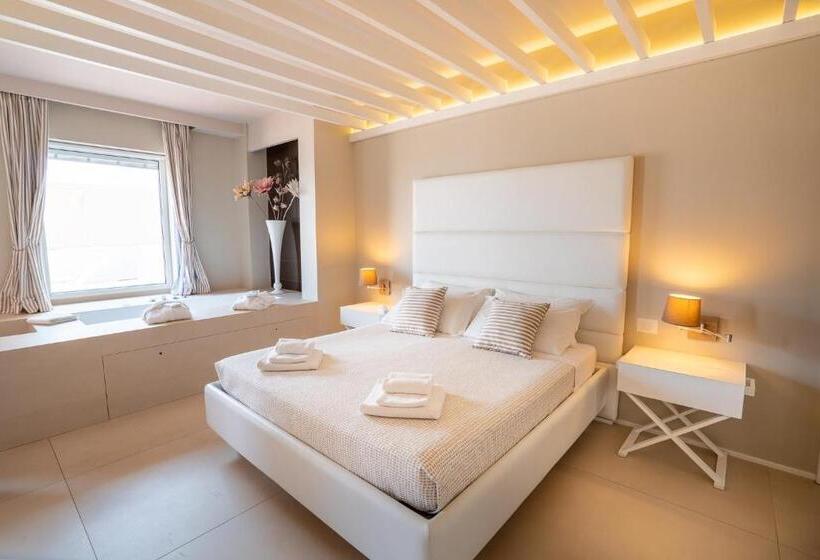 자쿠지 스위트, Covo Dei Saraceni