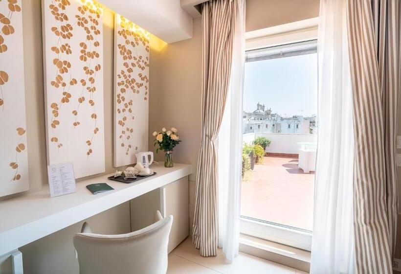 자쿠지 스위트, Covo Dei Saraceni