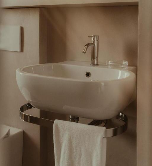 חדר סטנדרט, Eden