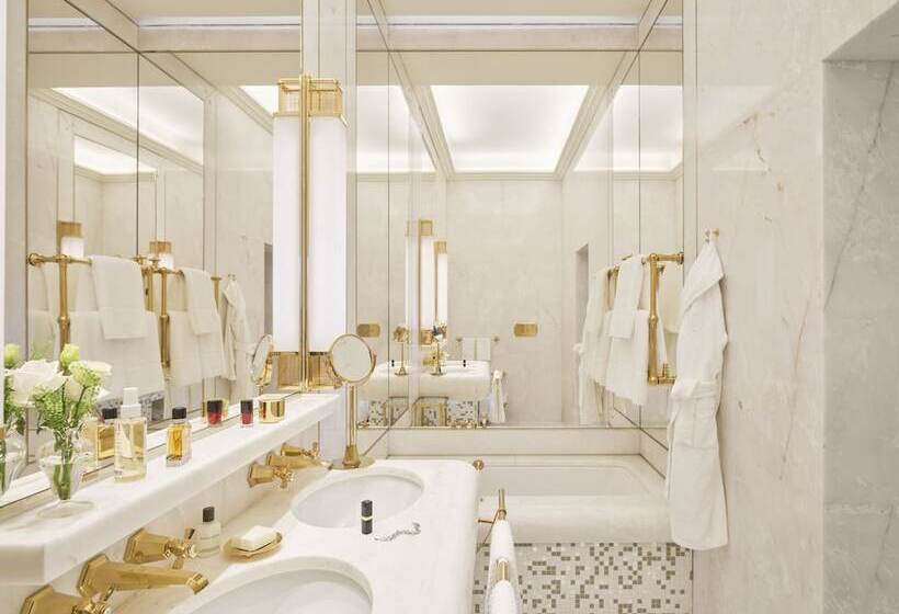 سوئیت کلاسیک, Eden  Dorchester Collection