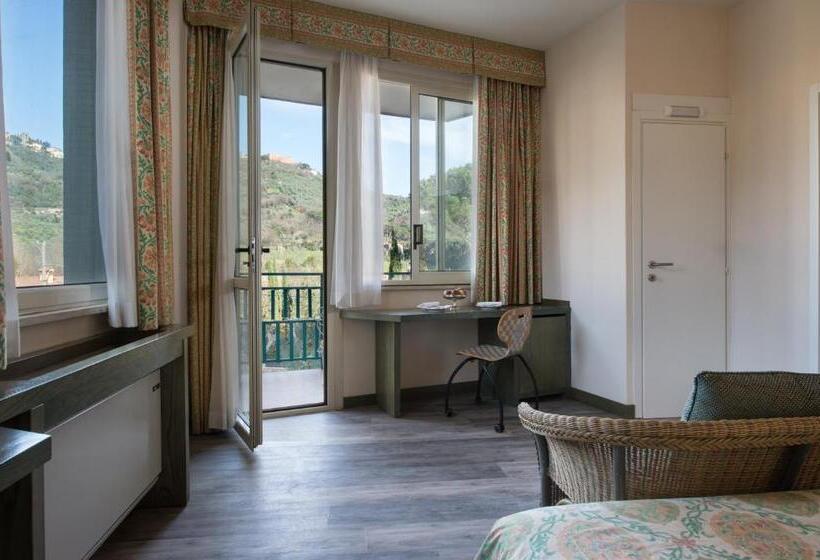 חדר סופריור עם מרפסת, Grand Hotel Panoramic