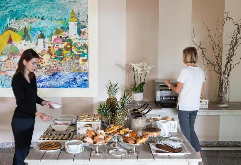 חדר אקונומי, Grand Hotel Panoramic