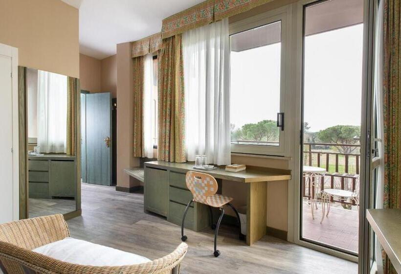 חדר סופריור עם מרפסת, Grand Hotel Panoramic