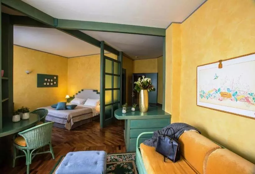 سوییت, Grand Hotel Panoramic