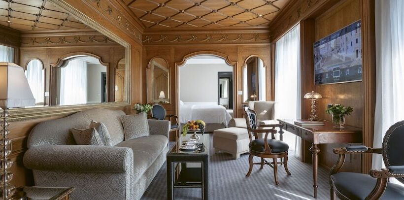 Suite Classica, Hassler Roma